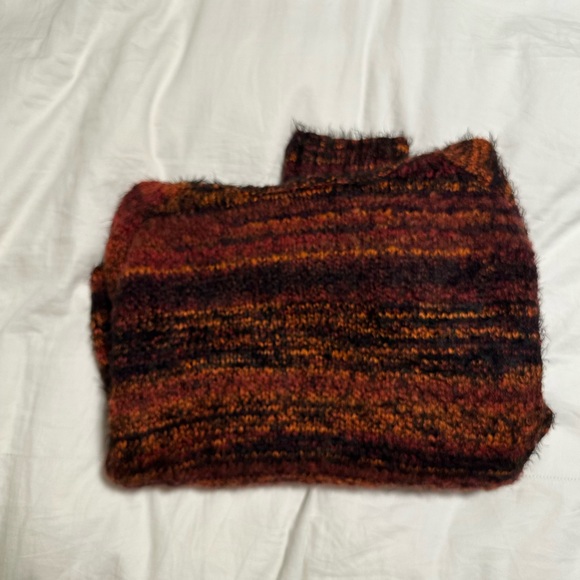 Babaton cozy turtleneck sweater - Picture 3 of 3